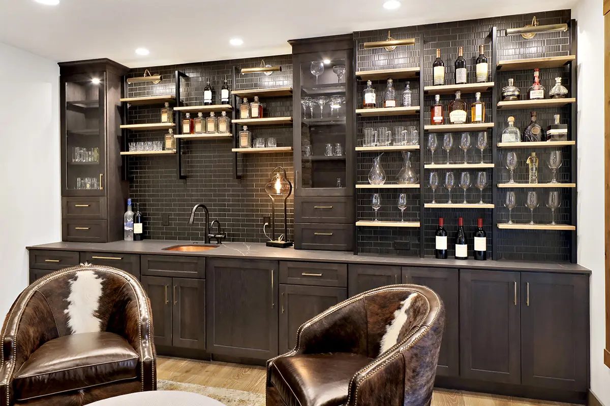 Custom bar and wine storage cabinetry by Verde Cabinet Studio (2)