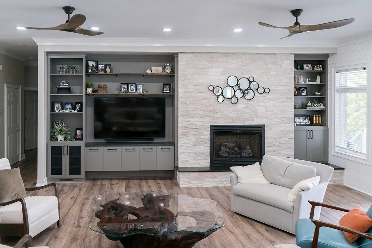 Custom living room built-in cabinetry by Verde Cabinet Studio (4)
