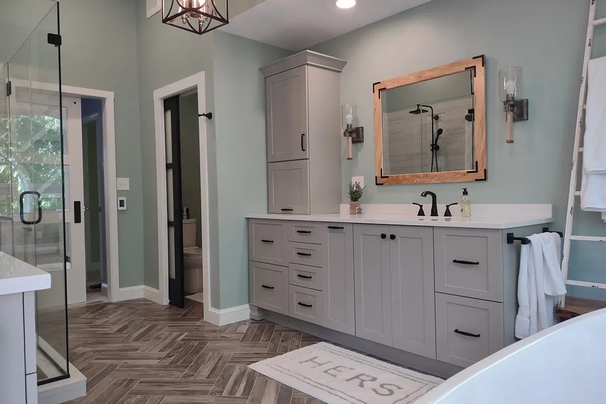 Custom bath vanity cabinetry by Verde Cabinet Studio (6)