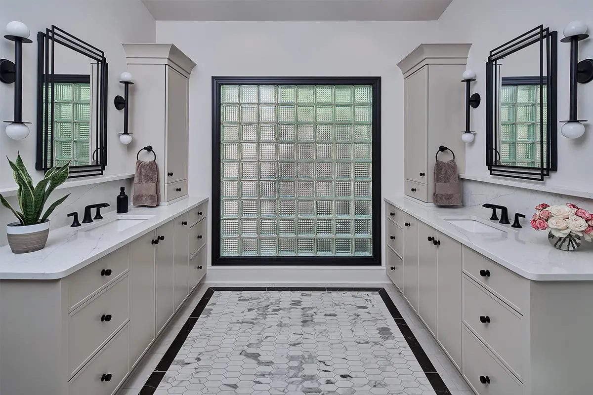 Custom bath vanity cabinetry by Verde Cabinet Studio (8)